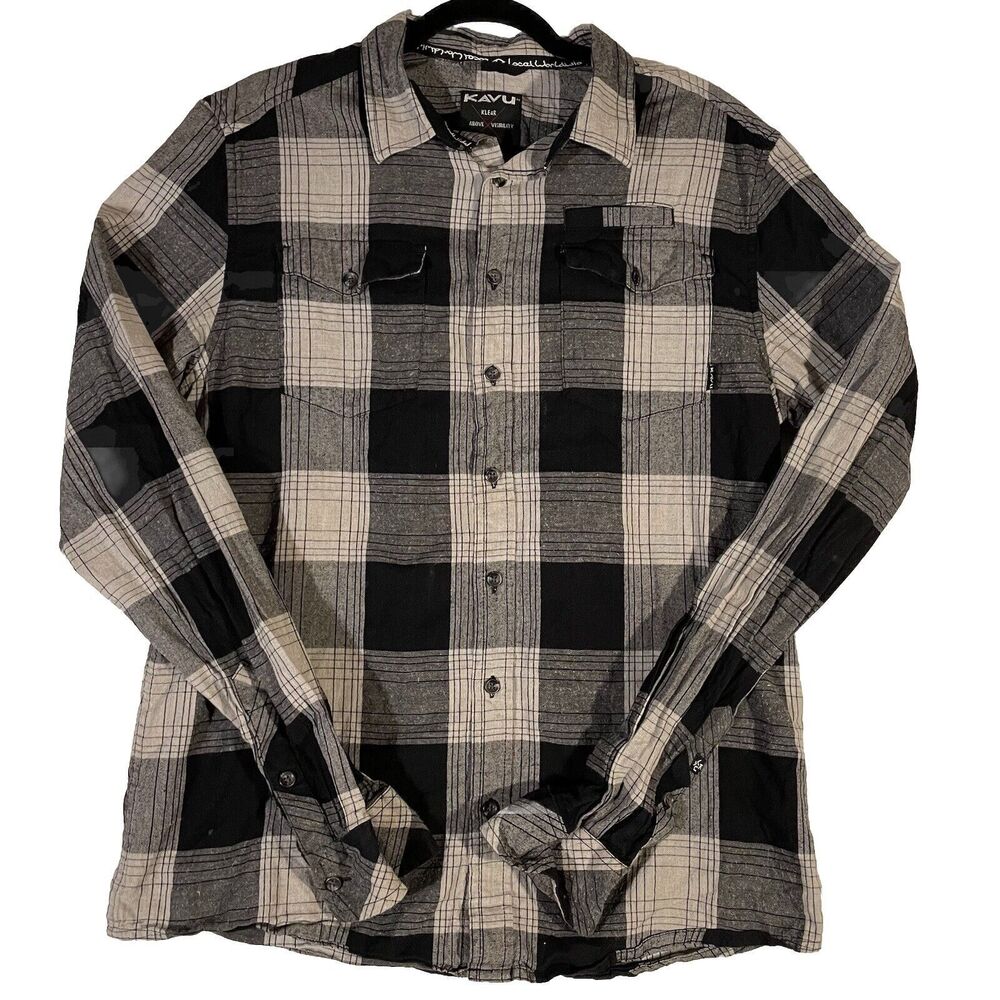 KAVU Shirt Mens Large Button Up Long Sleeve Pockets Logo Black Plaid Outdoor